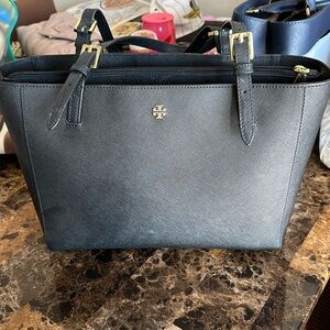 Small Tory Burch tote
